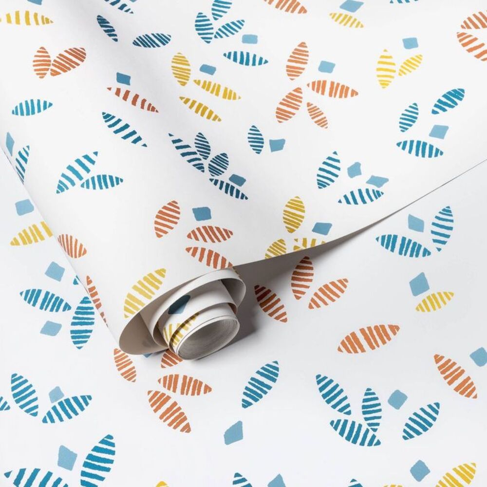 Threshold - Tossed Leaves Wallpaper - Threshold: Removable Vin White